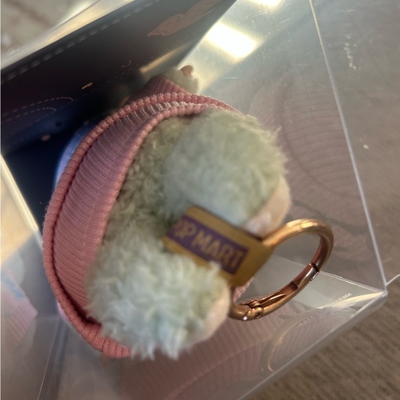 Fall in Wild LABUBU WITH DESIGNER OUTFIT - Picture 5 of 8